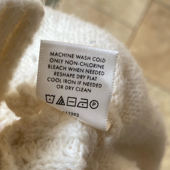 Ann Taylor Small Cream Mid Length Waffle Knit Cardigan Sweater. - Picture 6 of 6